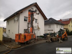 Wärmepumpe mit Solarthermie, Photovoltaik und Stückholzofen